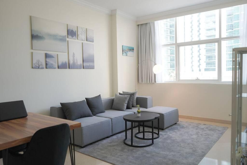 Step Into Serenity - Discover Modern Living In 1Br Apartment With Panoramic Views In Dubai Marina Near Jbr Walk, Beach And Bla Bla Club 外观 照片